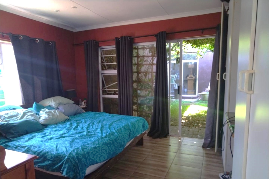 6 Bedroom Property for Sale in Bluewater Bay Western Cape